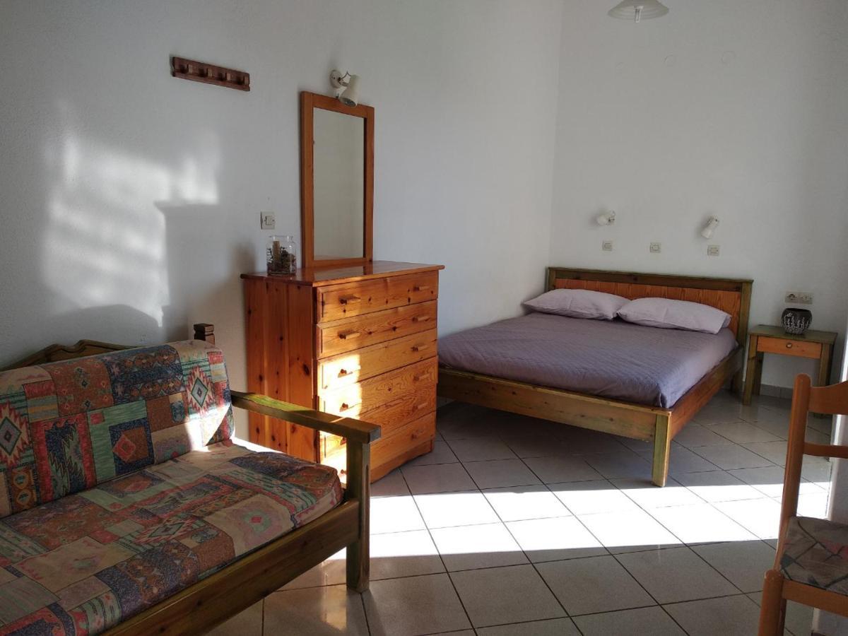 Ton Mari Apartments Palaiochora Zewnętrze zdjęcie