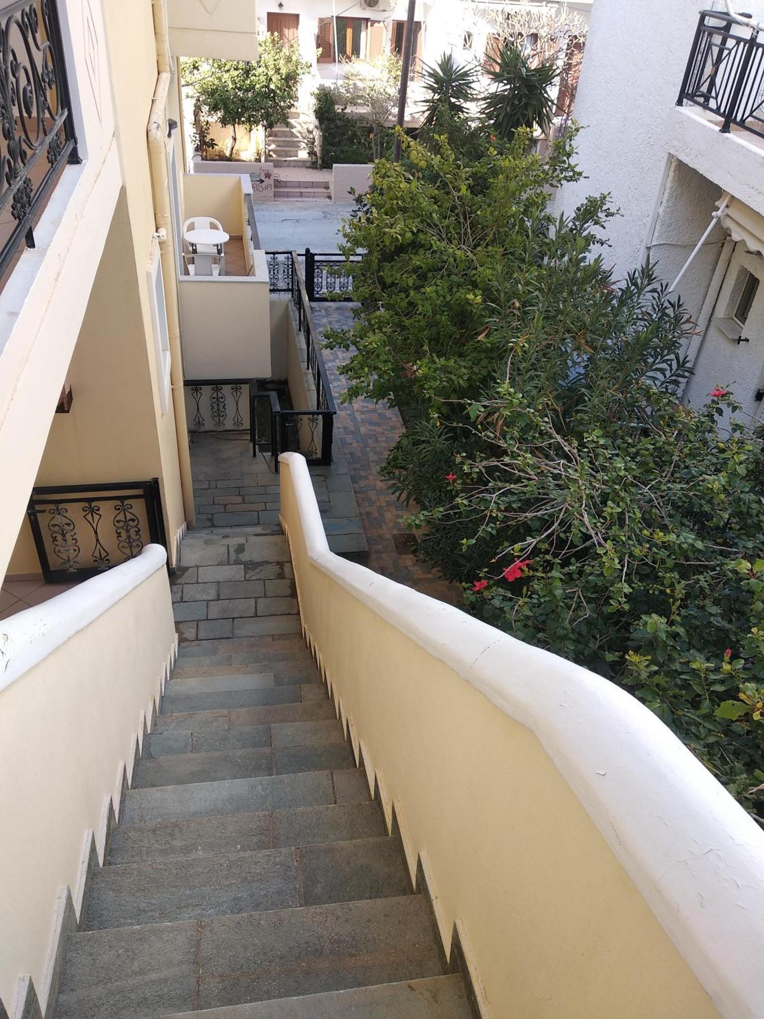 Ton Mari Apartments Palaiochora Zewnętrze zdjęcie