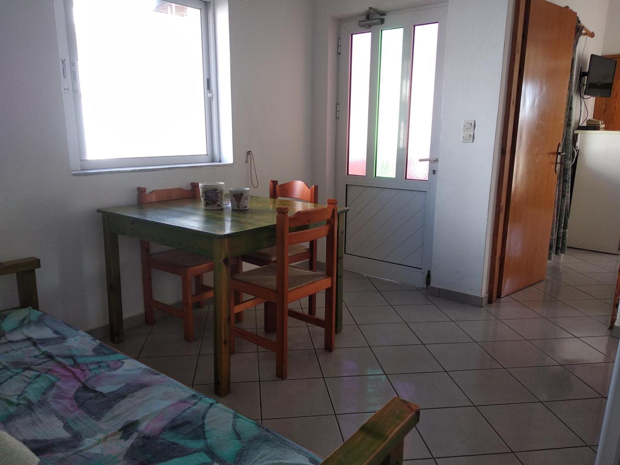 Ton Mari Apartments Palaiochora Zewnętrze zdjęcie